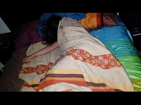 ❤️ Anak tiri memarahi ibu tirinya semasa dia tidur. ❤️❌ Seks di lucah ms.prendiporno.ru ❌️